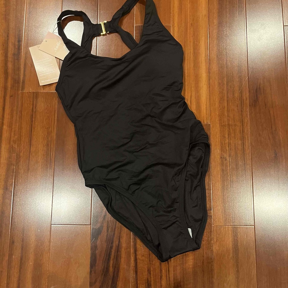 New NWT Andie The Catalina Black Swimsuit Racerback One-Piece Swim Size XS